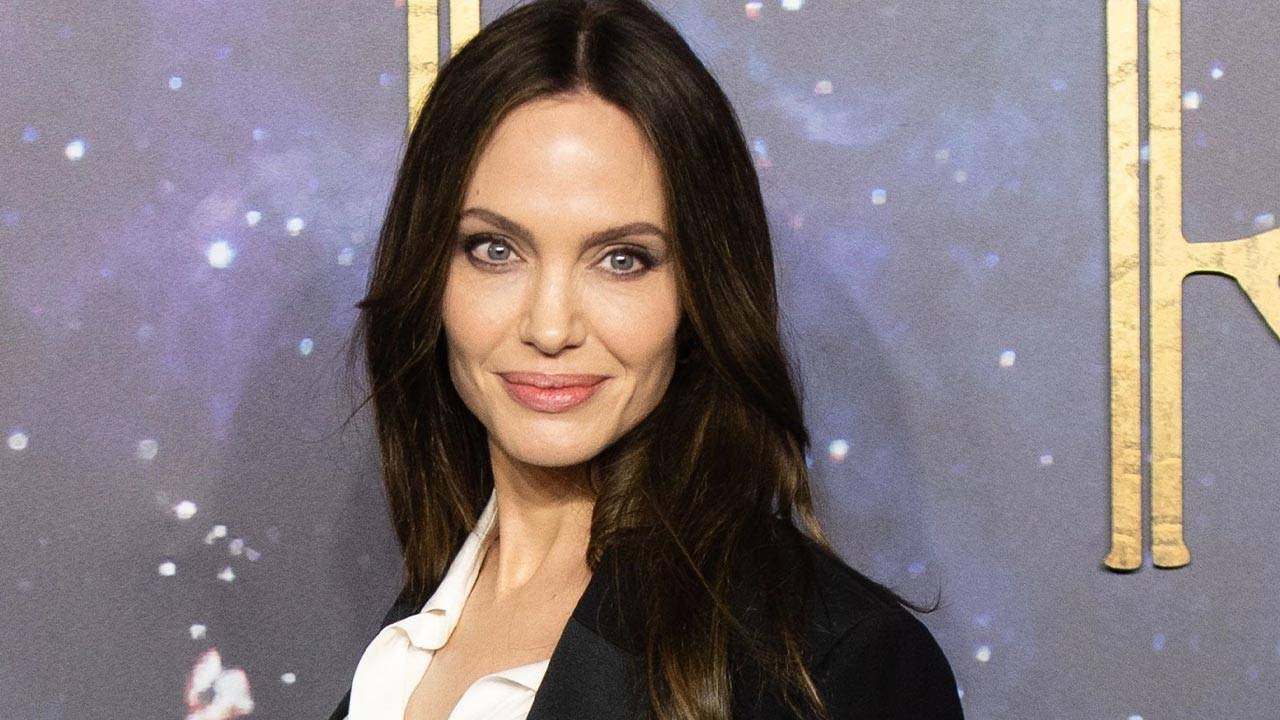 Angelina Jolie Net Worth 2024, Husband, Age, House, Salary, Height and