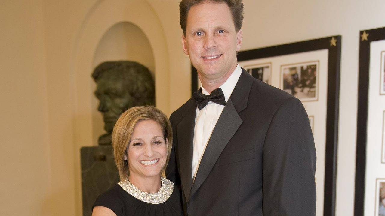 Is Mary Lou Retton Married