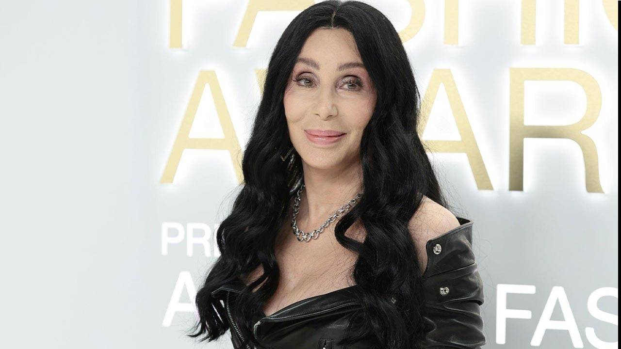 Cher Parade Video, Watch Cher Macy's Thanksgiving Day Parade