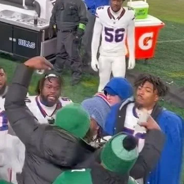 Shaq Lawson Pushes Fan 1