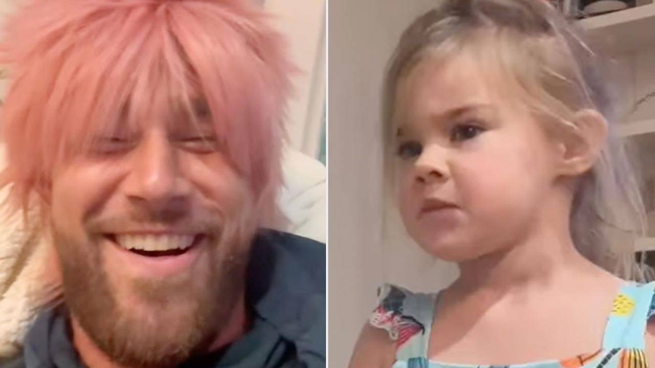 Wyatt Kelce Video Jason Kelce Daughter Video, Wyatt Kelce Pink Haira