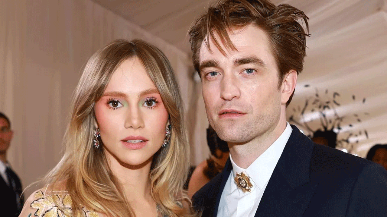 Pattinson Robert Suki Waterhouse Engagement Rumors