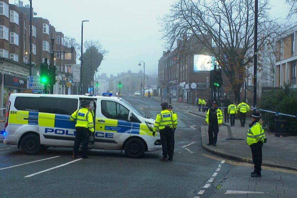 Who Stabbed Teenager In Sutton Station