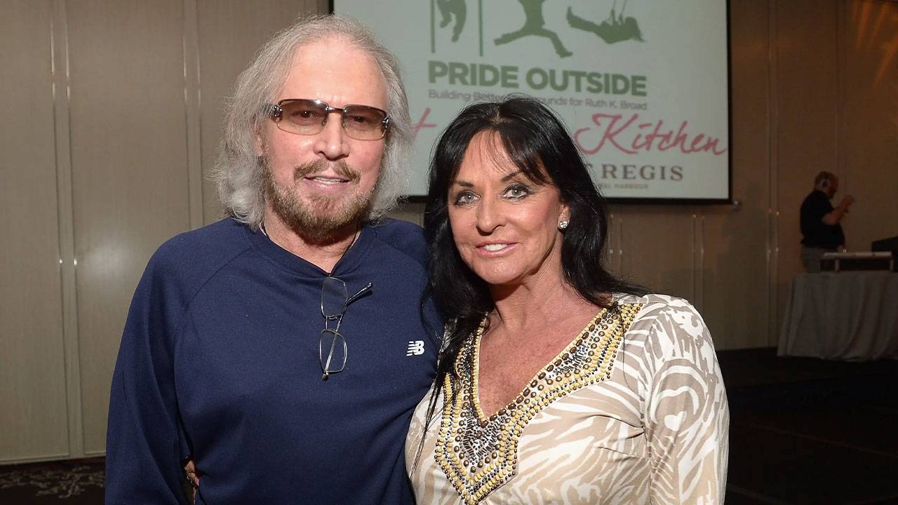 Who is Barry Gibb's Wife? Barry Gibb Children, Son, Brother, Net Worth