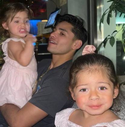 16853611428536 Ryan Garcia Daughters