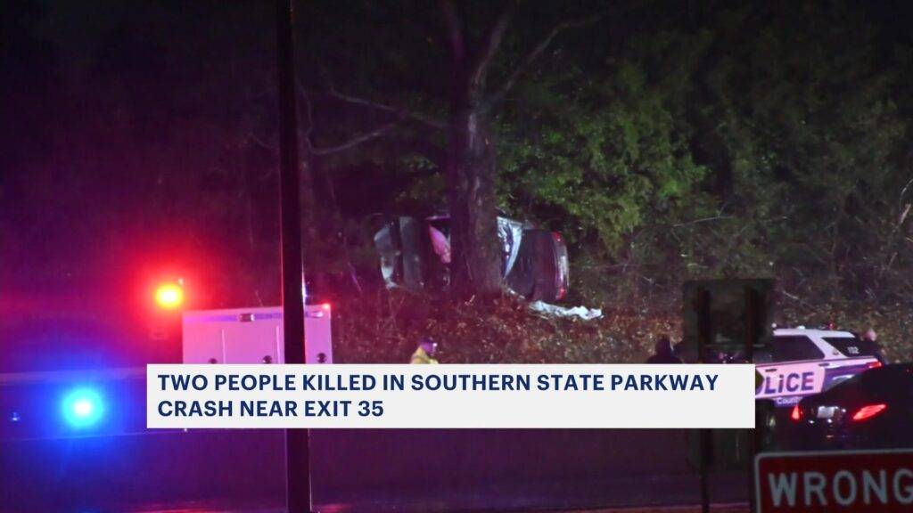 Southern State Parkway Accident, kills 2 near Exit 35