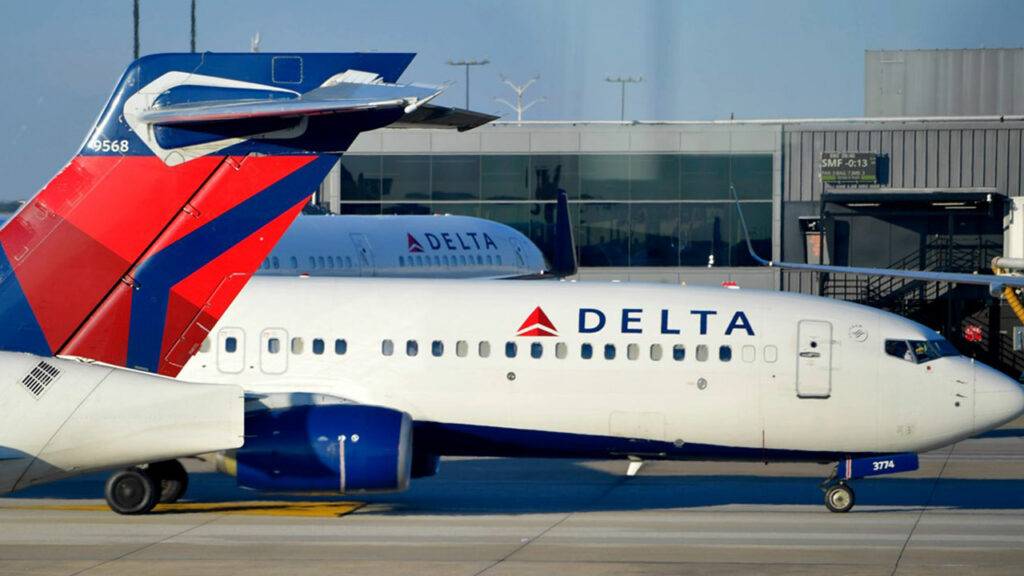 Delta Boeing Plane