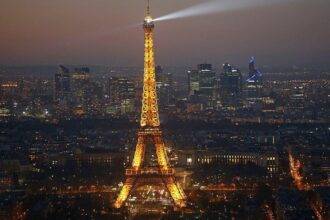 Eiffel Tower Burn Down Rumor