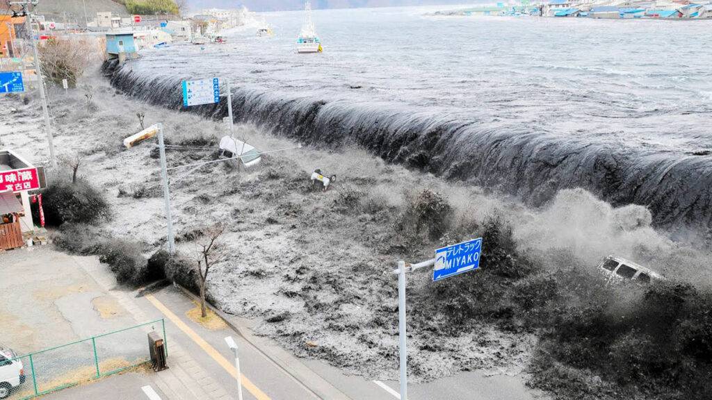 Japan Tsunami Footage