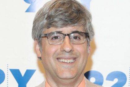 Mo Rocca Jeopardy Finalist