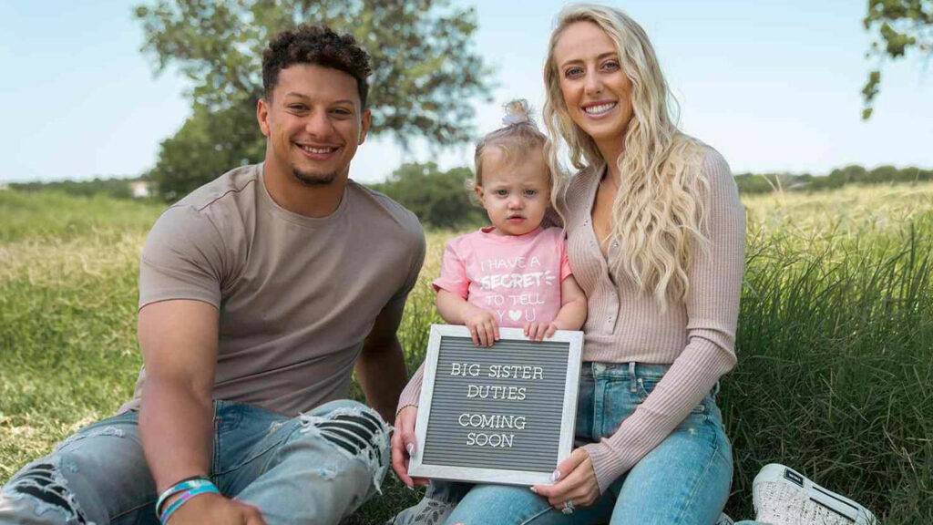 Patrick Mahomes Brittany Mahomes Pregnancy News