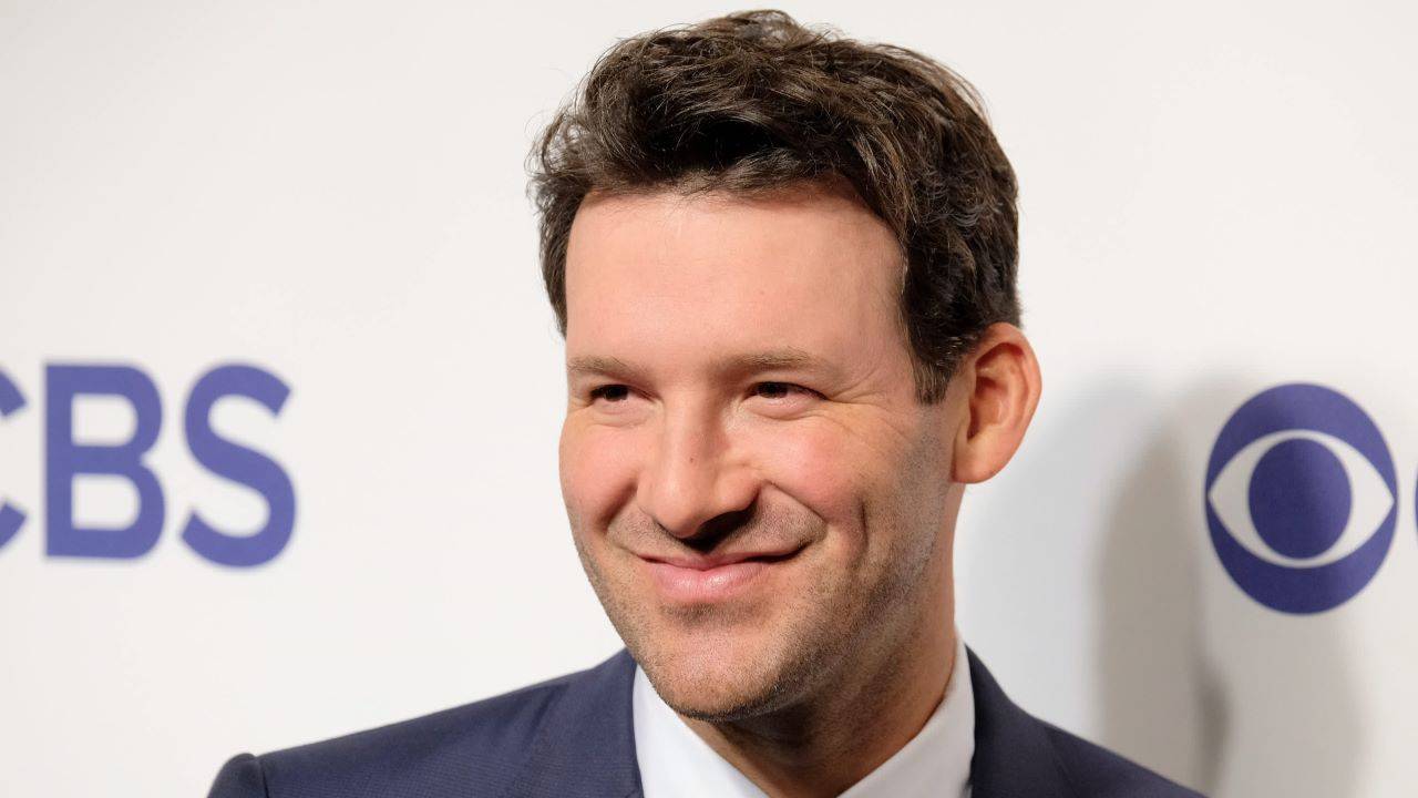 Tony Romo Salary and Net Worth 2024 Tony Romo's Annual and Commentator