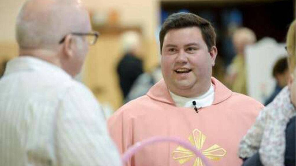 Priest Rev. Jonathan Bakkelund