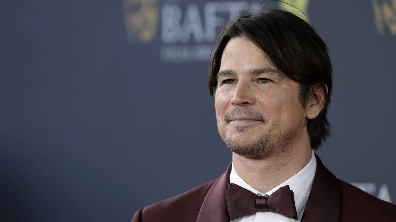 How Much Is Josh Hartnett Worth