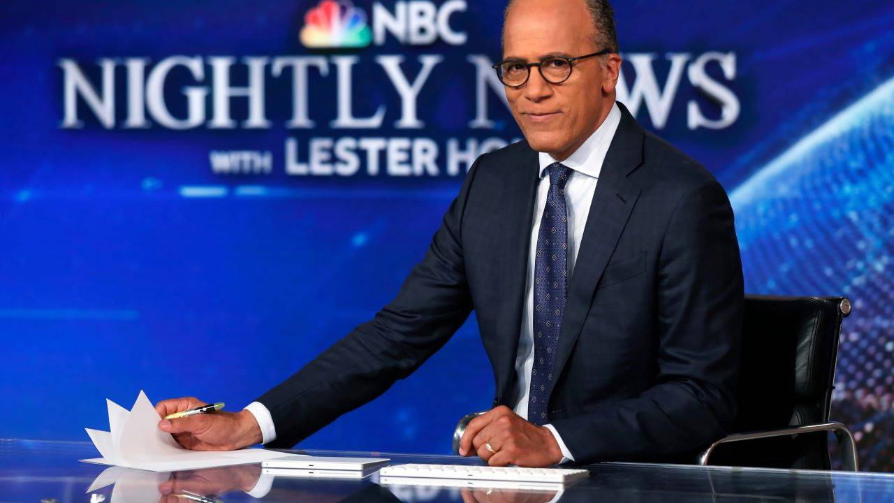 How Much Does Lester Holt Make A Year