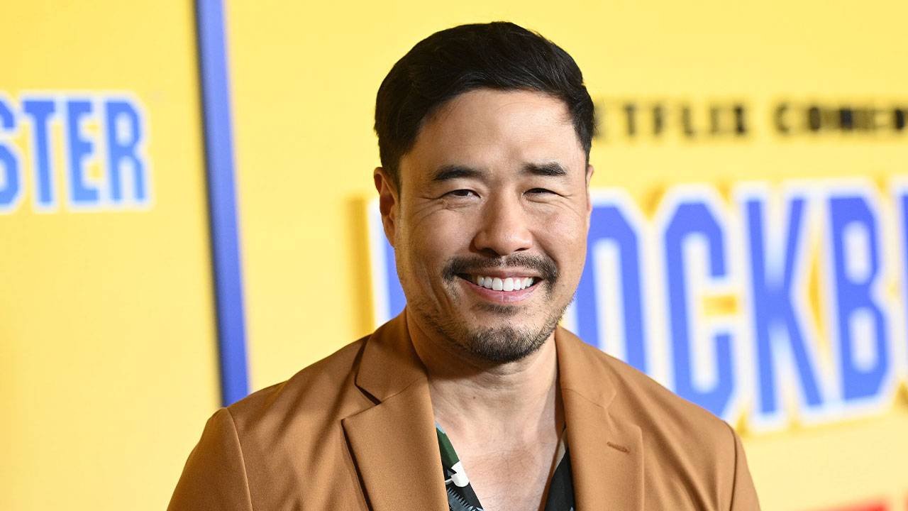 Randall Park Height: How Tall Is Randall Park? Randall Park Age ...