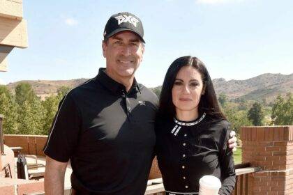 Rob Riggle Girlfriend