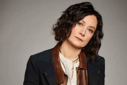 Sara Gilbert