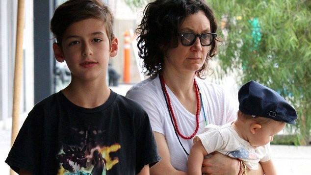 Sara Gilbert Children