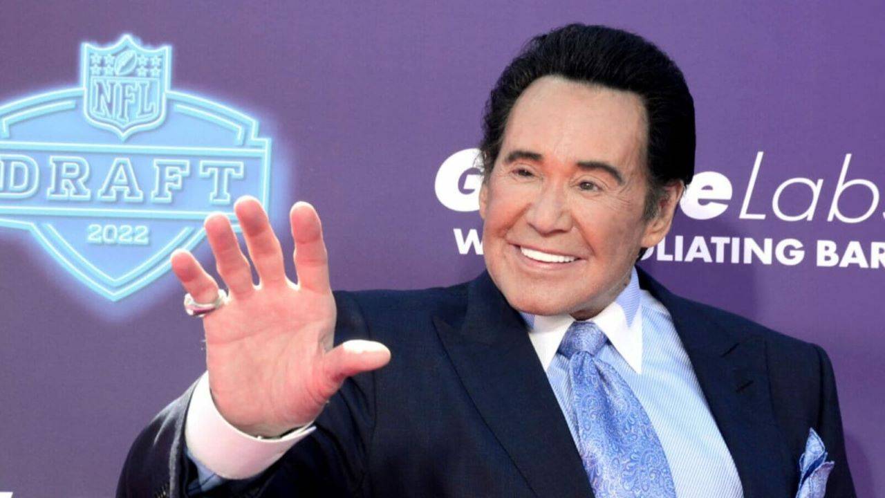 Wayne Newton Height